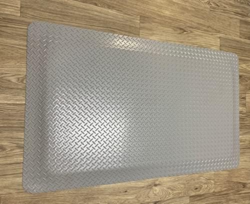 Rhino Mats DTT36GX70 Diamond Plate Anti-Fatigue Mat, 3 FT. x 70 FT. x 9/16 in. - Image 3